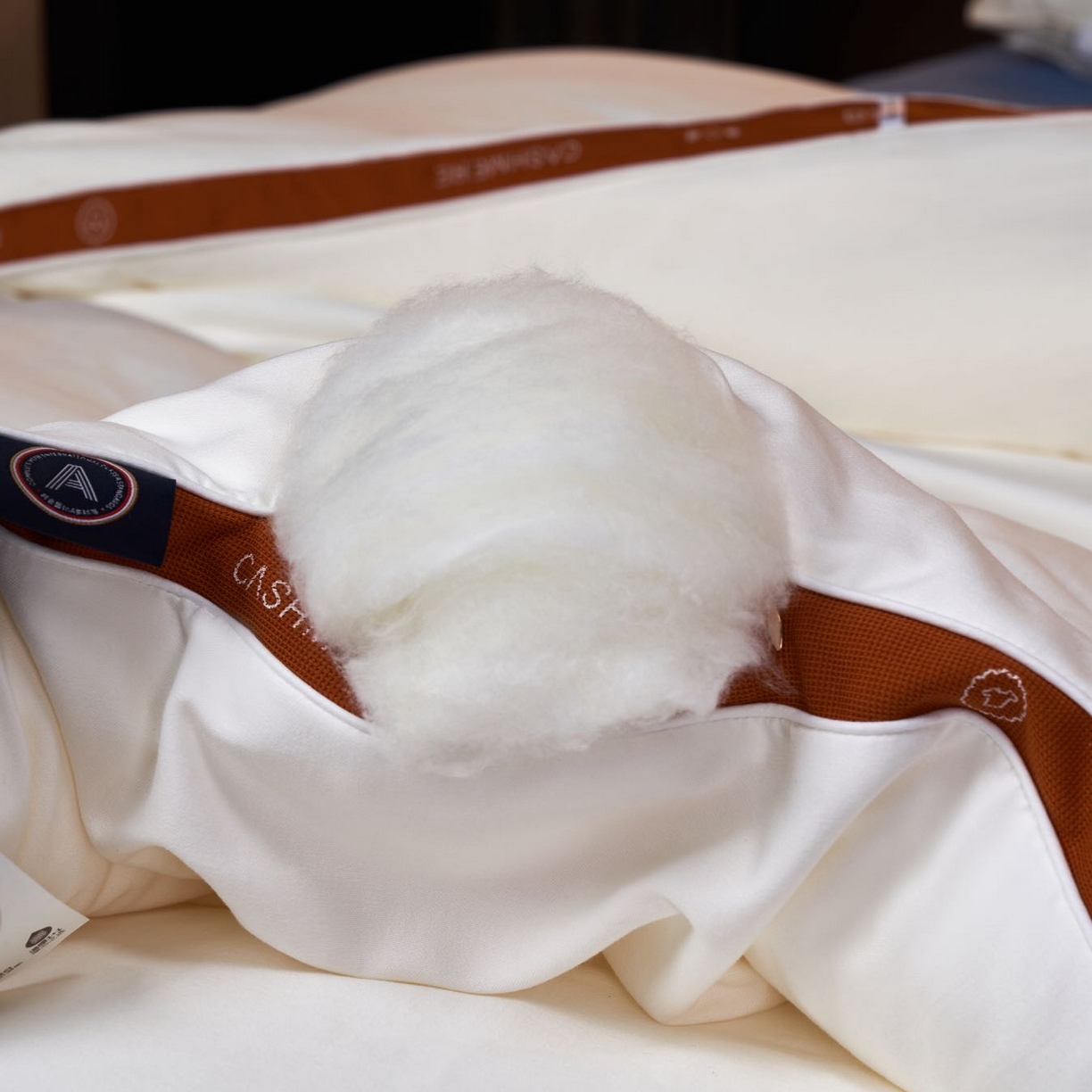 91家纺网 家纺一手货源 找家纺 （总）朴罗 （ 原岚图） 2025新款黄金羊绒蛋白被被子被芯