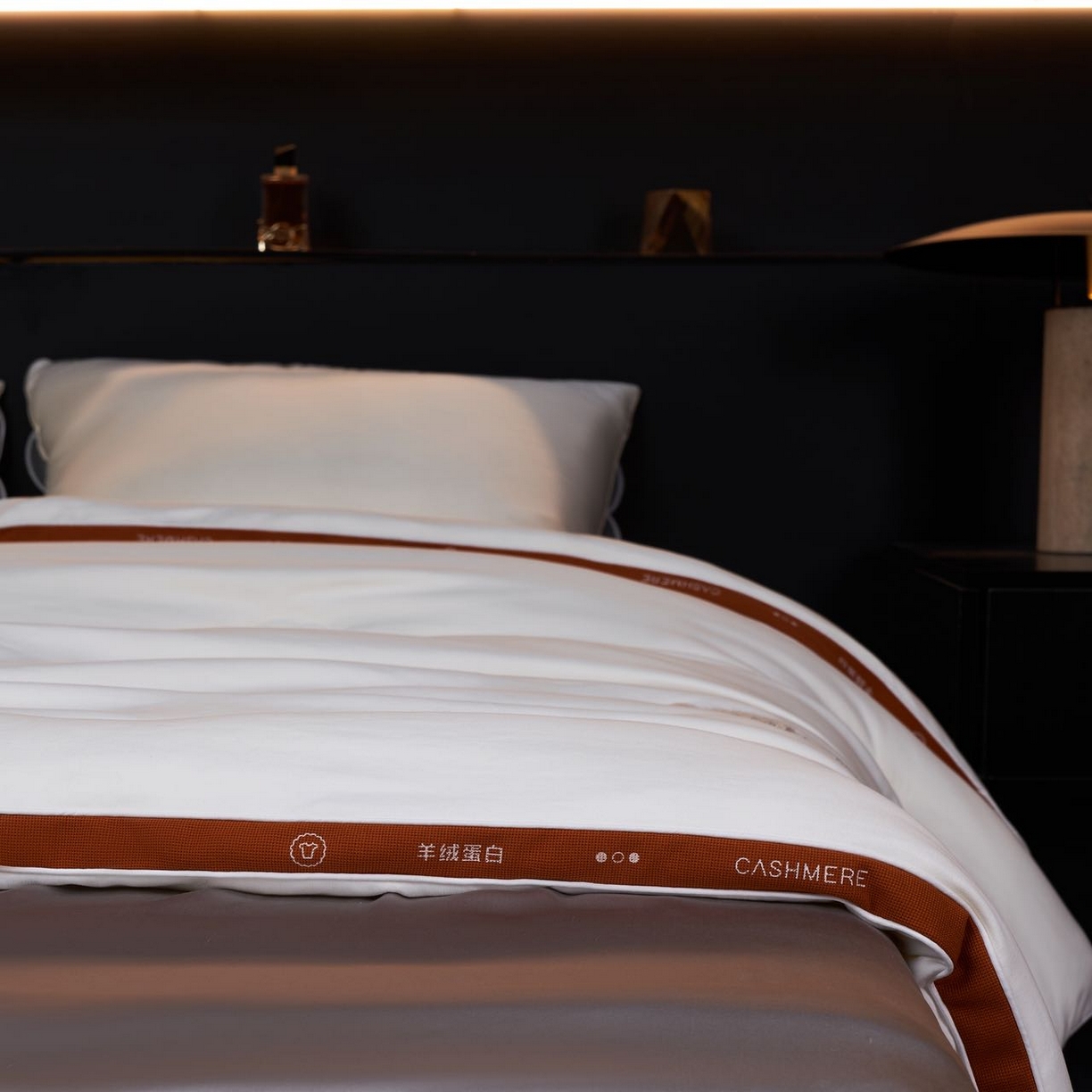 91家纺网 家纺一手货源 找家纺 （总）朴罗 （ 原岚图） 2025新款黄金羊绒蛋白被被子被芯