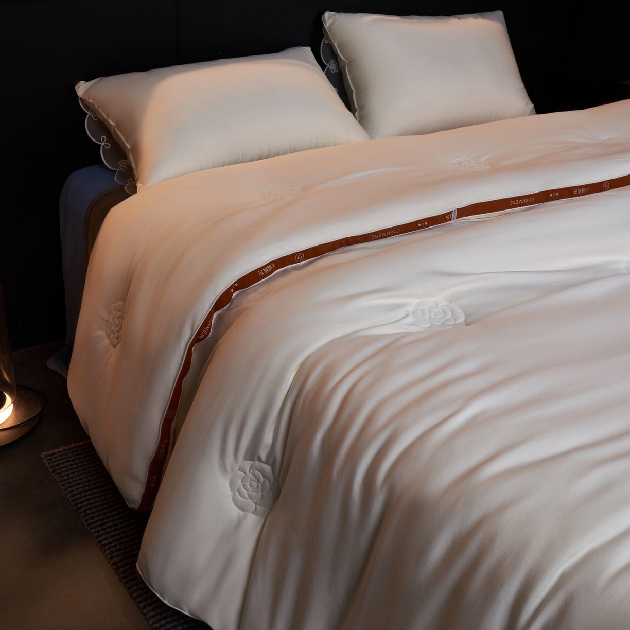 91家纺网 家纺一手货源 找家纺 （总）朴罗 （ 原岚图） 2025新款黄金羊绒蛋白被被子被芯