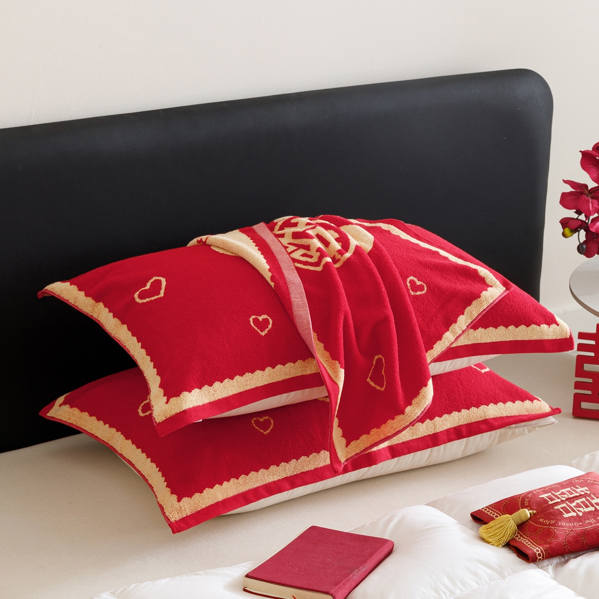 91家纺网 家纺一手货源 找家纺 爱港家纺 2025专版新款老式全棉大红枕巾结婚枕巾喜庆百福枕巾 童话喜韵