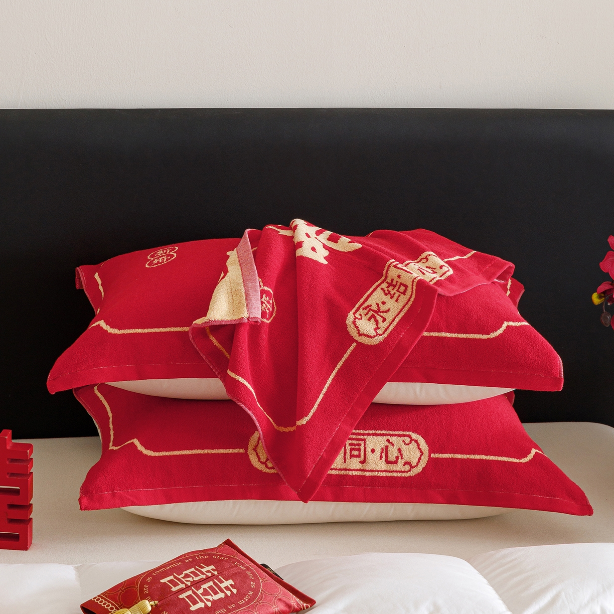 91家纺网 家纺一手货源 找家纺 爱港家纺 2025专版新款老式全棉大红枕巾结婚枕巾喜庆百福枕巾 永结同心