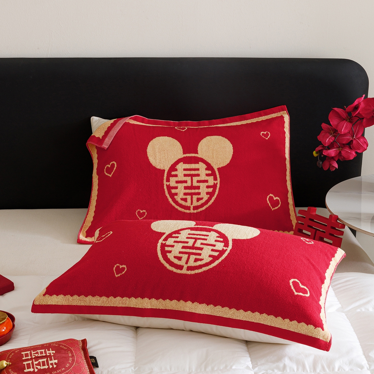 91家纺网 家纺一手货源 找家纺 爱港家纺 2025专版新款老式全棉大红枕巾结婚枕巾喜庆百福枕巾 童话喜韵