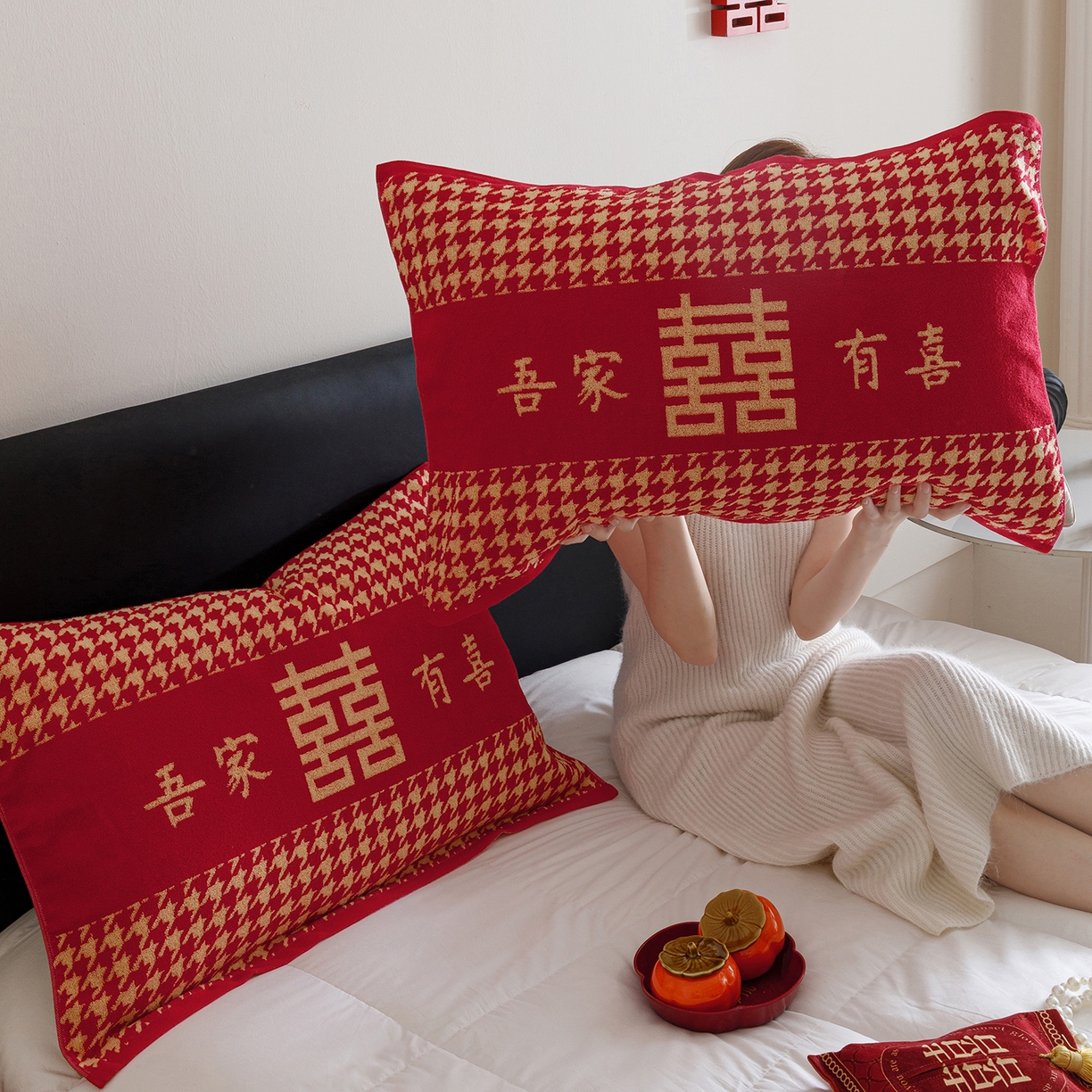 91家纺网 家纺一手货源 找家纺 爱港家纺 2025专版新款老式全棉大红枕巾结婚枕巾喜庆百福枕巾 吾家有喜