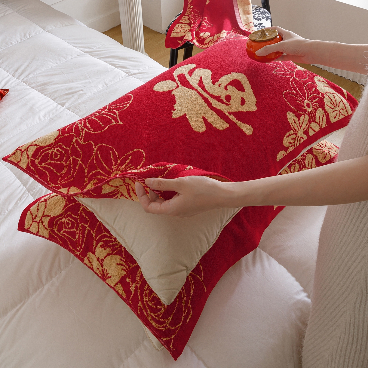 91家纺网 家纺一手货源 找家纺 爱港家纺 2025专版新款老式全棉大红枕巾结婚枕巾喜庆百福枕巾 锦绣花福