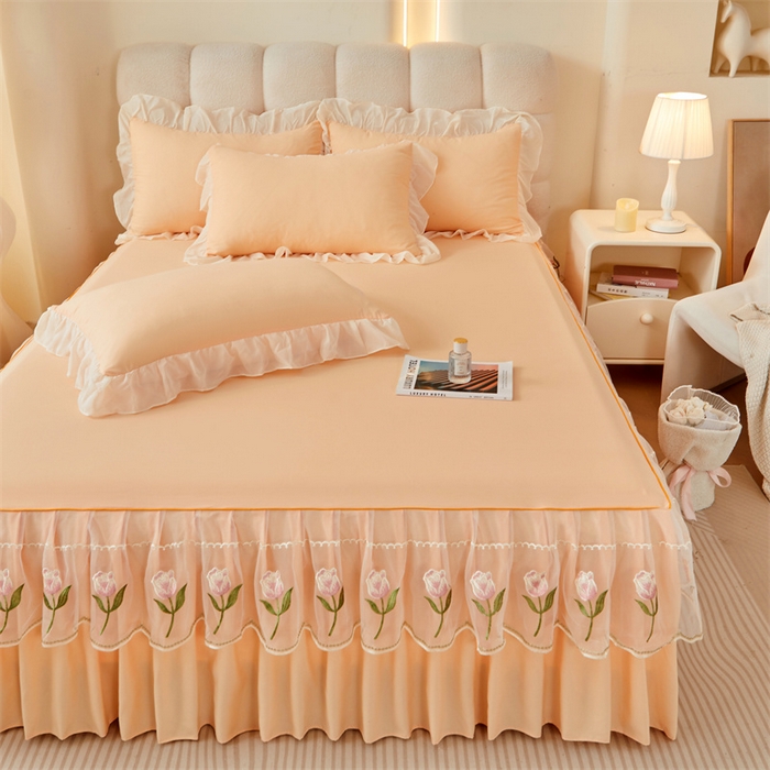 91家纺网 家纺一手货源 找家纺 缦绣阁家纺 2025新款水洗棉刺绣纯色床裙三件套跨境外贸传供 郁金花-暖阳桔