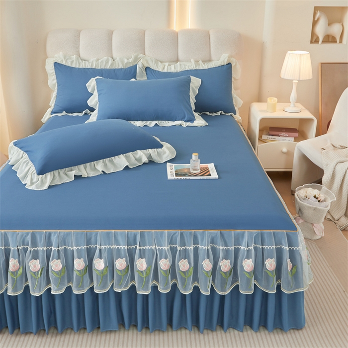 91家纺网 家纺一手货源 找家纺 缦绣阁家纺 2025新款水洗棉刺绣纯色床裙三件套跨境外贸传供 郁金花-天空蓝