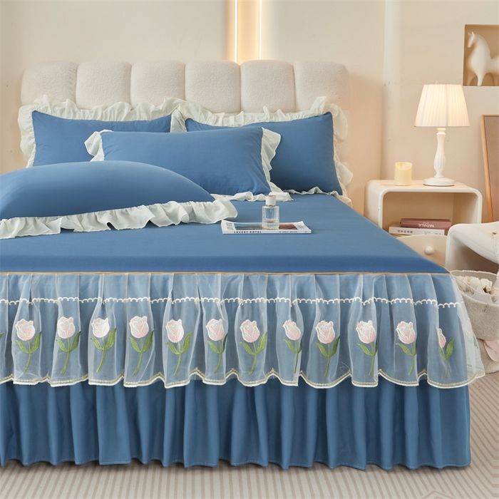 91家纺网 家纺一手货源 找家纺 缦绣阁家纺 2025新款水洗棉刺绣纯色床裙三件套跨境外贸传供 郁金花-天空蓝