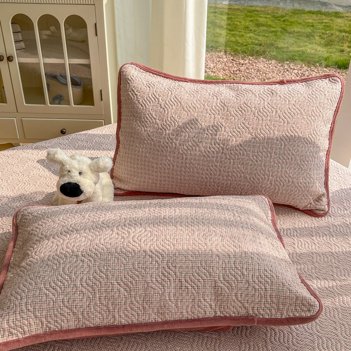 91家纺网 家纺一手货源 找家纺 春光里 2025新款A版云感棉皱皱纱B版牛奶绒夹棉床盖三件套 梦莎