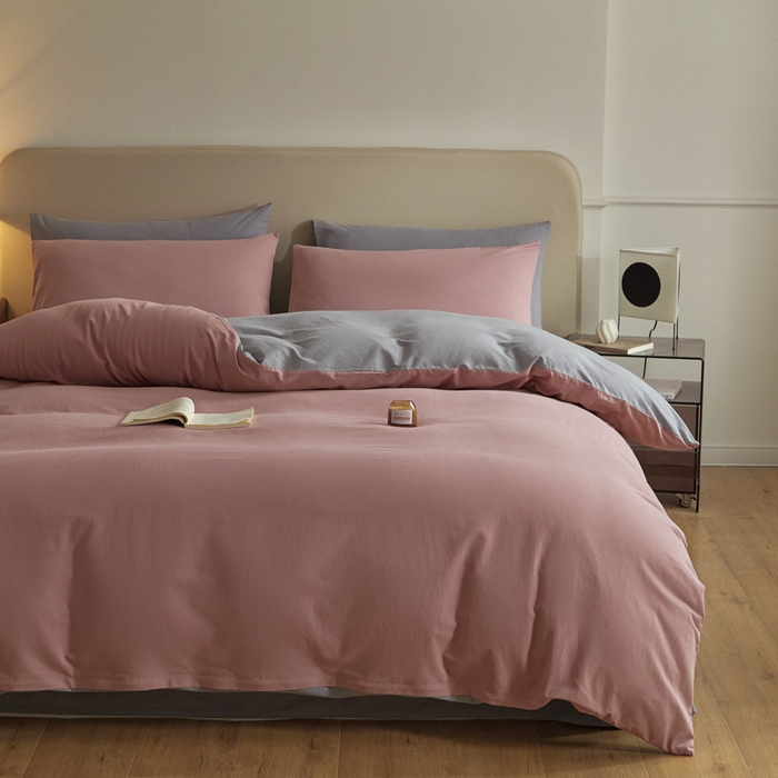 91家纺网 家纺一手货源 找家纺 卓越家纺 2025新款全棉加厚磨毛四件套 迷失粉雾