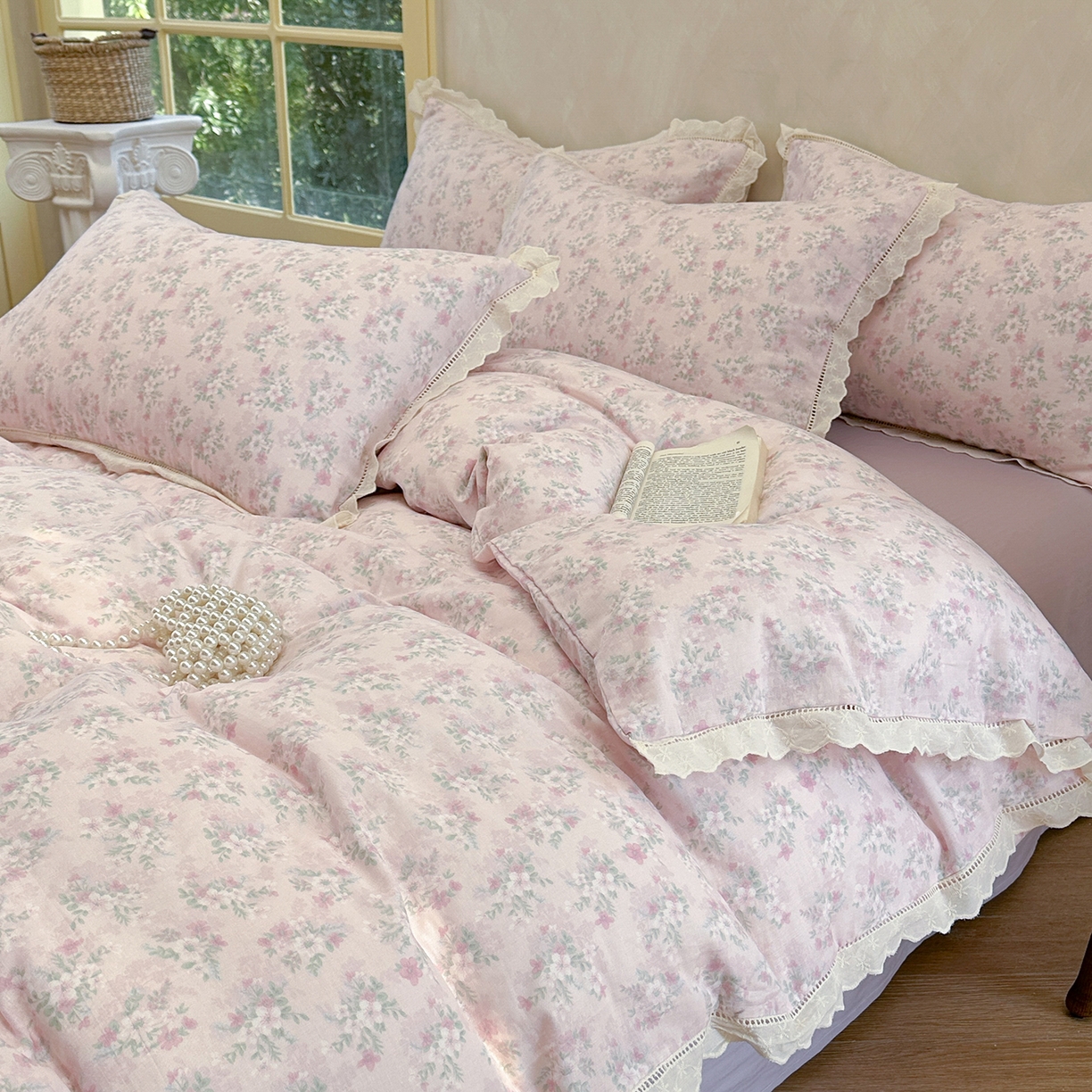 91家纺网 家纺一手货源 找家纺 麦伦家居 2025新款A类全棉有氧双层纱印花系列四件套-镂空系列 梨花