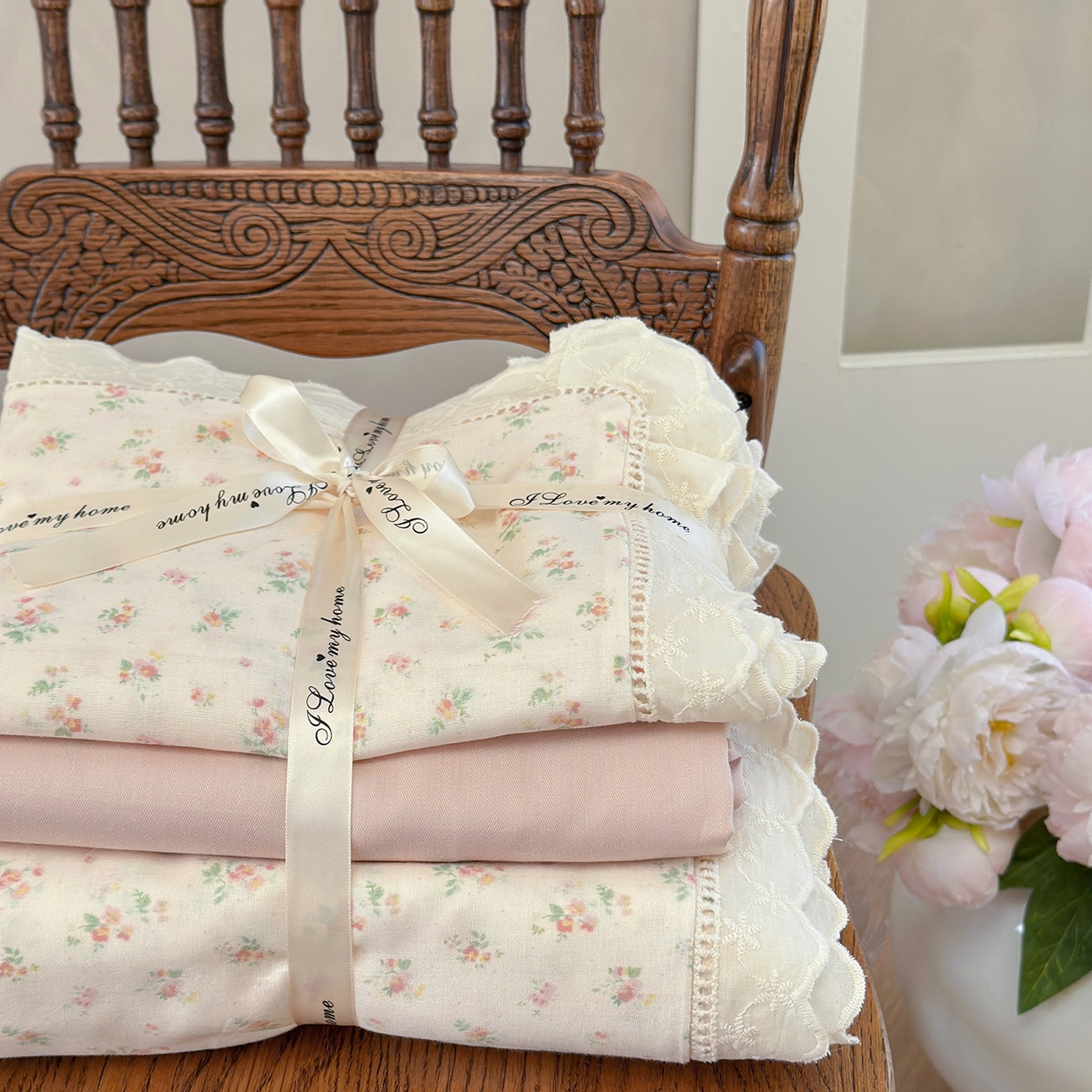 91家纺网 家纺一手货源 找家纺 麦伦家居 2025新款A类全棉有氧双层纱印花系列四件套-镂空系列 漫语米