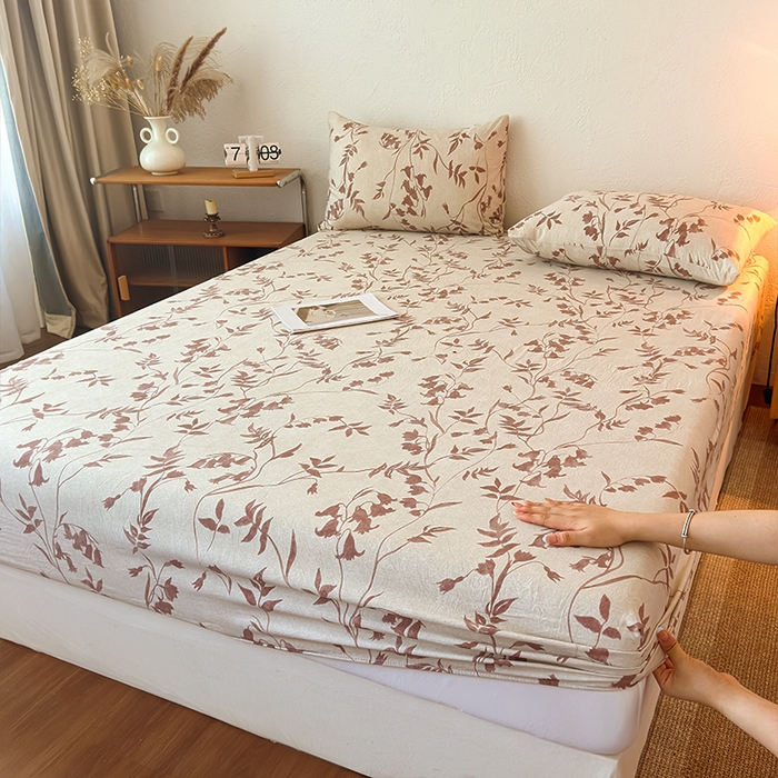 麦乐迪 2025新款130克高克重仿棉印花单床笠 棕藤逸韵