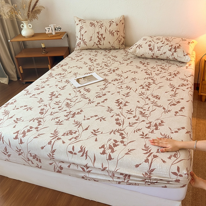 91家纺网 家纺一手货源 找家纺 麦乐迪 2025新款130克高克重仿棉印花单床笠 棕藤逸韵