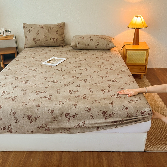 91家纺网 家纺一手货源 找家纺 麦乐迪 2025新款130克高克重仿棉印花单床笠 玫瑰悠香-灰