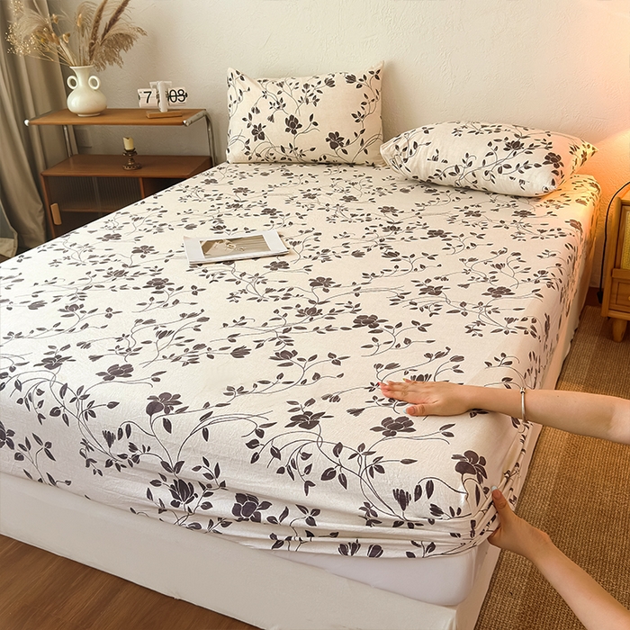 91家纺网 家纺一手货源 找家纺 麦乐迪 2025新款130克高克重仿棉印花单床笠 婉花漫布-米灰