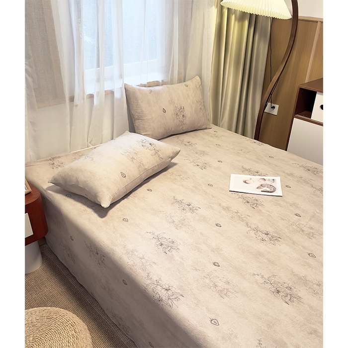 91家纺网 家纺一手货源 找家纺 麦乐迪 2025新款130克高克重仿棉印花单床单 草莓花语