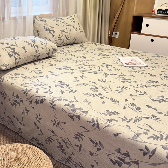 91家纺网 家纺一手货源 找家纺 麦乐迪 2025新款130克高克重仿棉印花单床单 灰铃垂枝