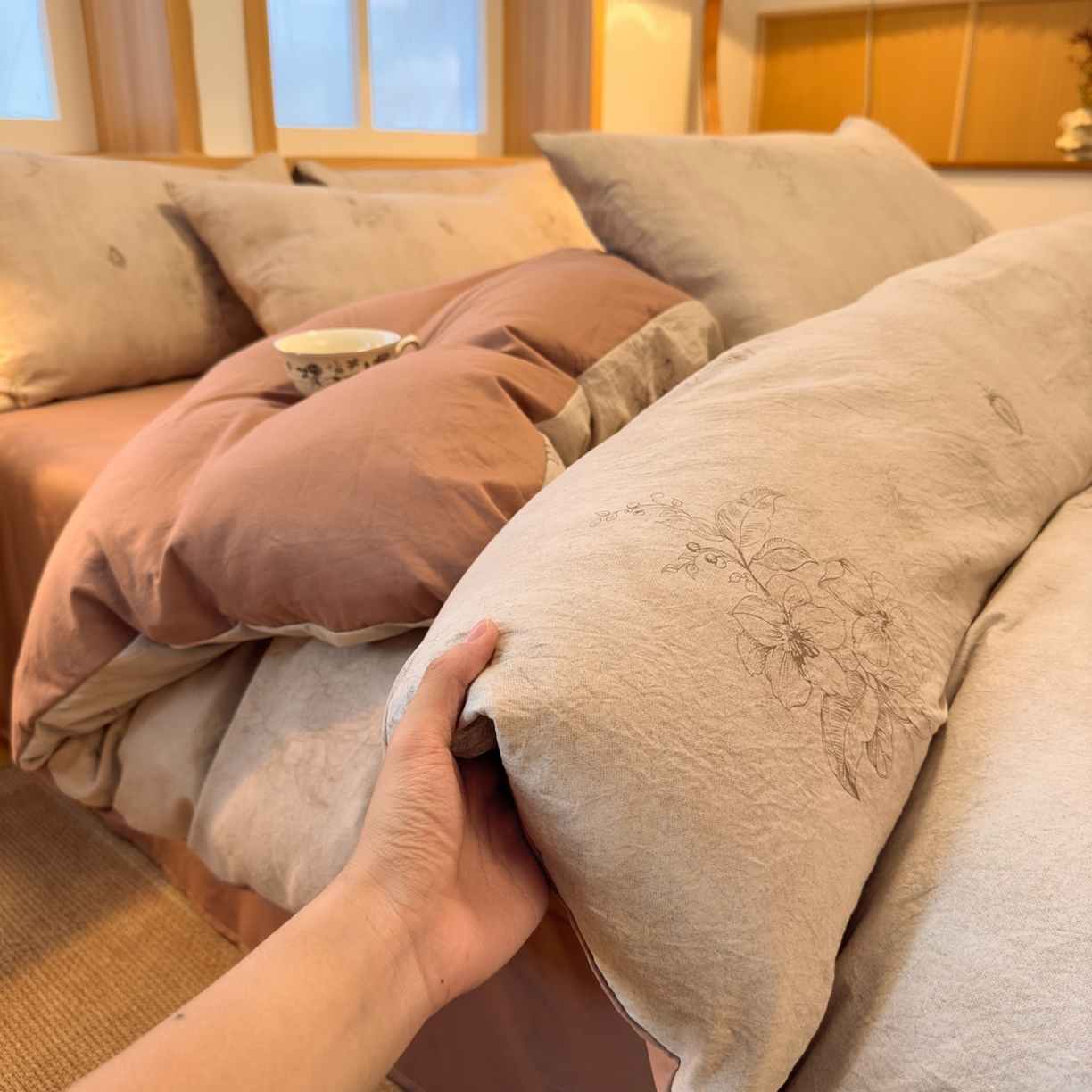 91家纺网 家纺一手货源 找家纺 麦乐迪 2025新款10A抗菌加厚磨毛印花四件套（提供买家秀） 草莓花语