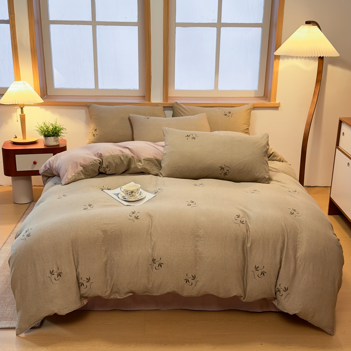 91家纺网 家纺一手货源 找家纺 麦乐迪 2025新款10A抗菌加厚磨毛印花四件套（提供买家秀） 棕枝点韵