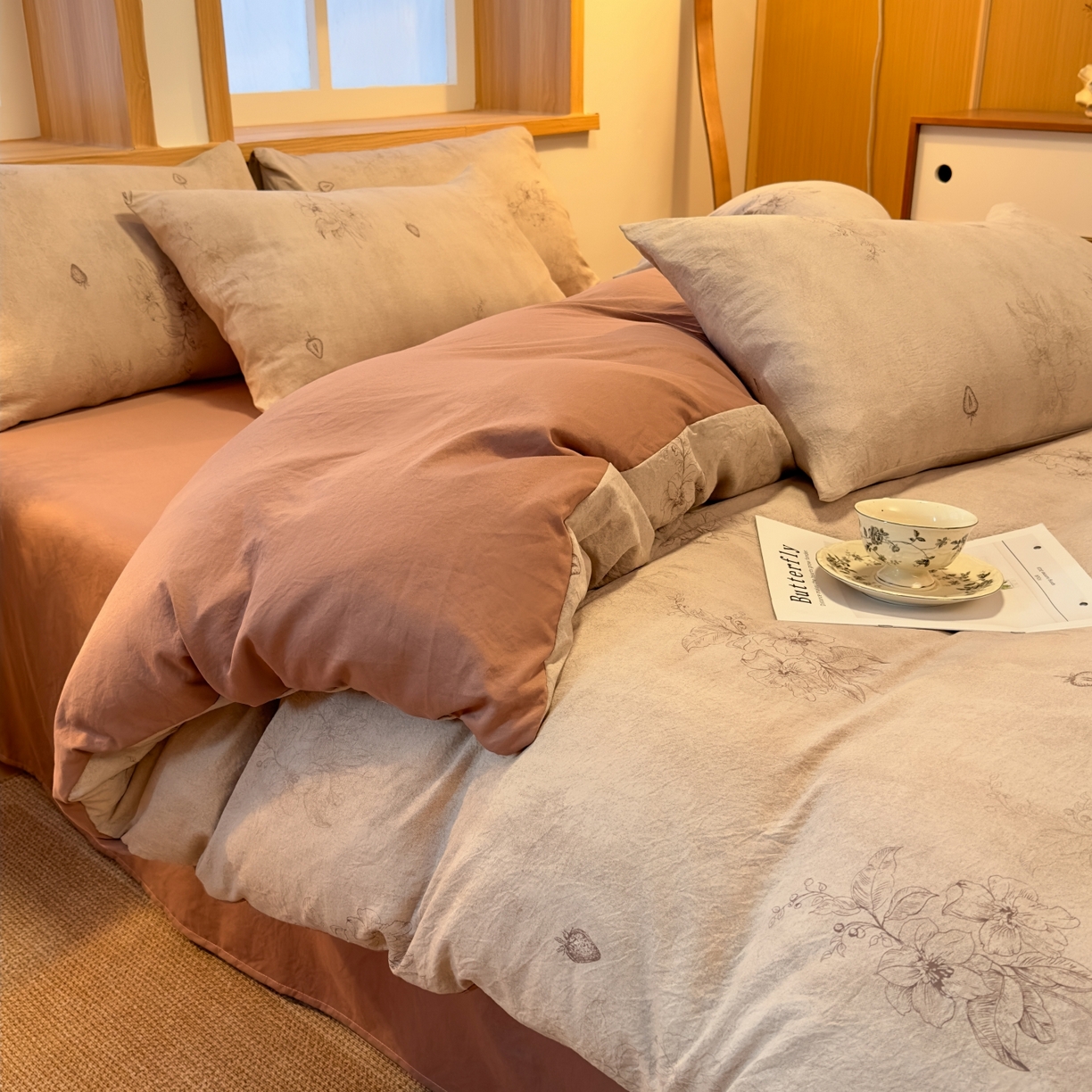 91家纺网 家纺一手货源 找家纺 麦乐迪 2025新款10A抗菌加厚磨毛印花四件套（提供买家秀） 草莓花语