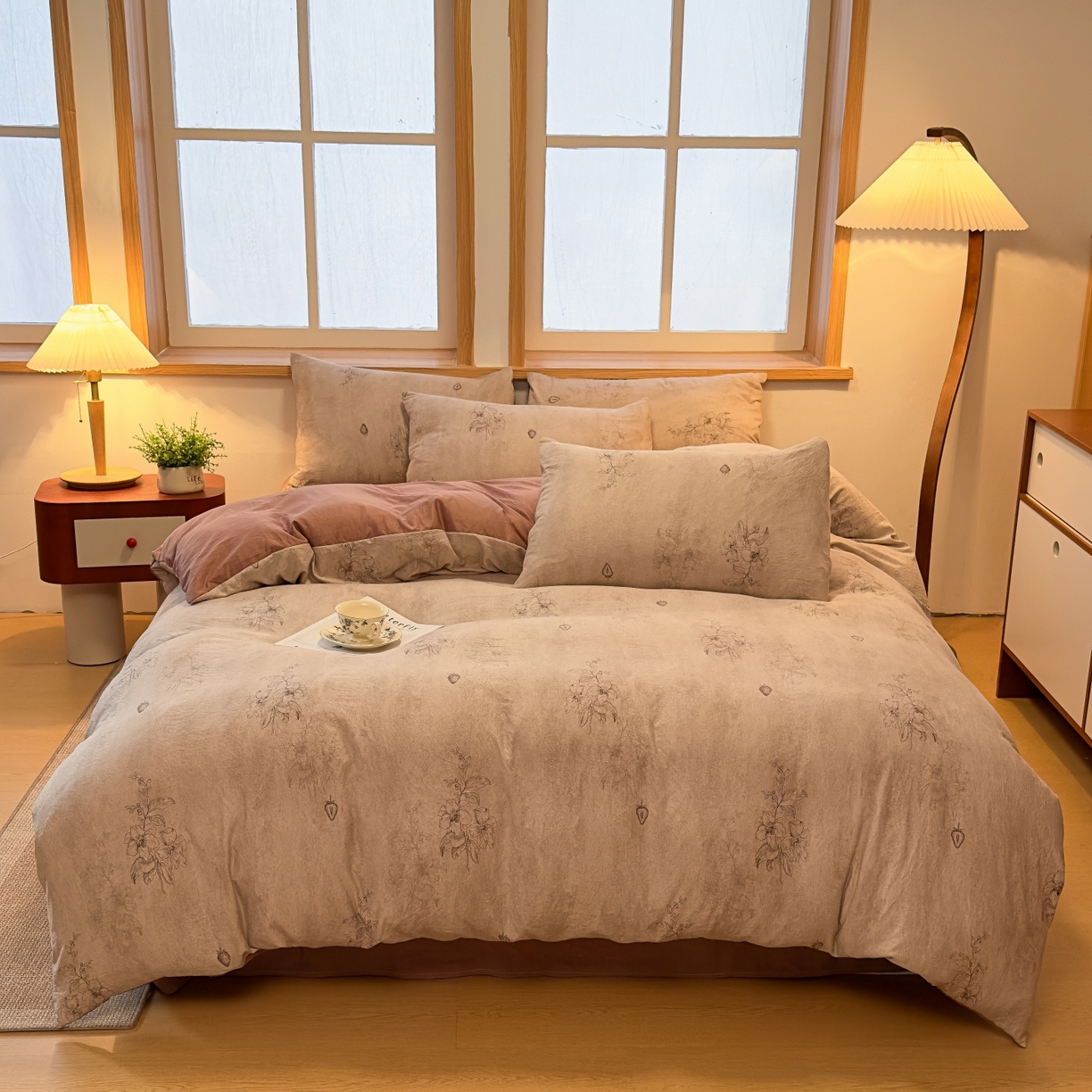 91家纺网 家纺一手货源 找家纺 麦乐迪 2025新款10A抗菌加厚磨毛印花四件套（提供买家秀） 草莓花语