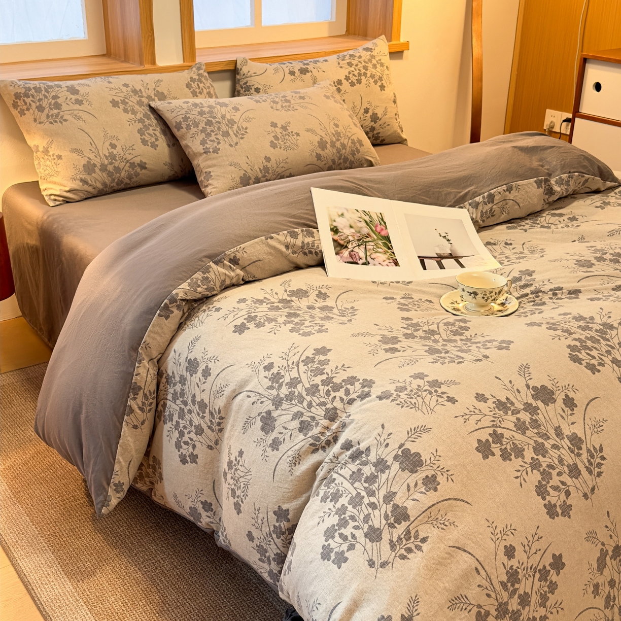 91家纺网 家纺一手货源 找家纺 麦乐迪 2025新款10A抗菌加厚磨毛印花四件套（提供买家秀） 锦云花簇-灰