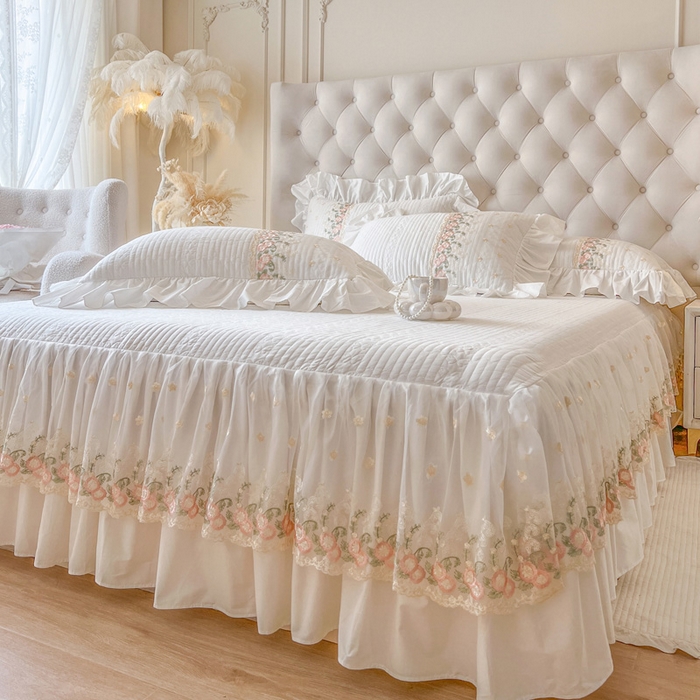 91家纺网 家纺一手货源 找家纺 瑞宝 2025新款全棉花边床裙四件套系列-落日甜茶（控价308起） 落日甜茶-奶油白