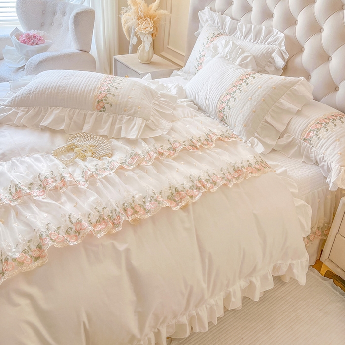 91家纺网 家纺一手货源 找家纺 瑞宝 2025新款全棉花边床裙四件套系列-落日甜茶（控价308起） 落日甜茶-奶油白