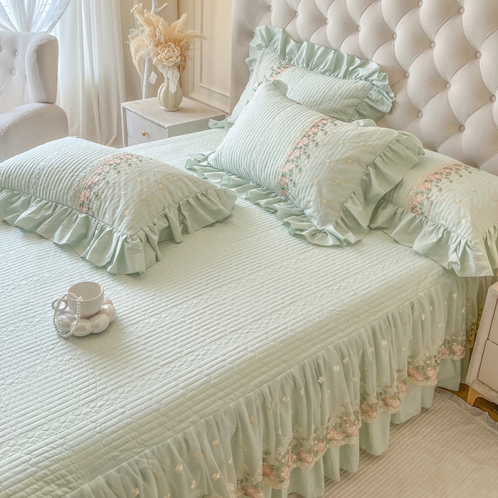 91家纺网 家纺一手货源 找家纺 瑞宝 2025新款全棉花边床裙四件套系列-落日甜茶（控价308起） 落日甜茶-青柠绿