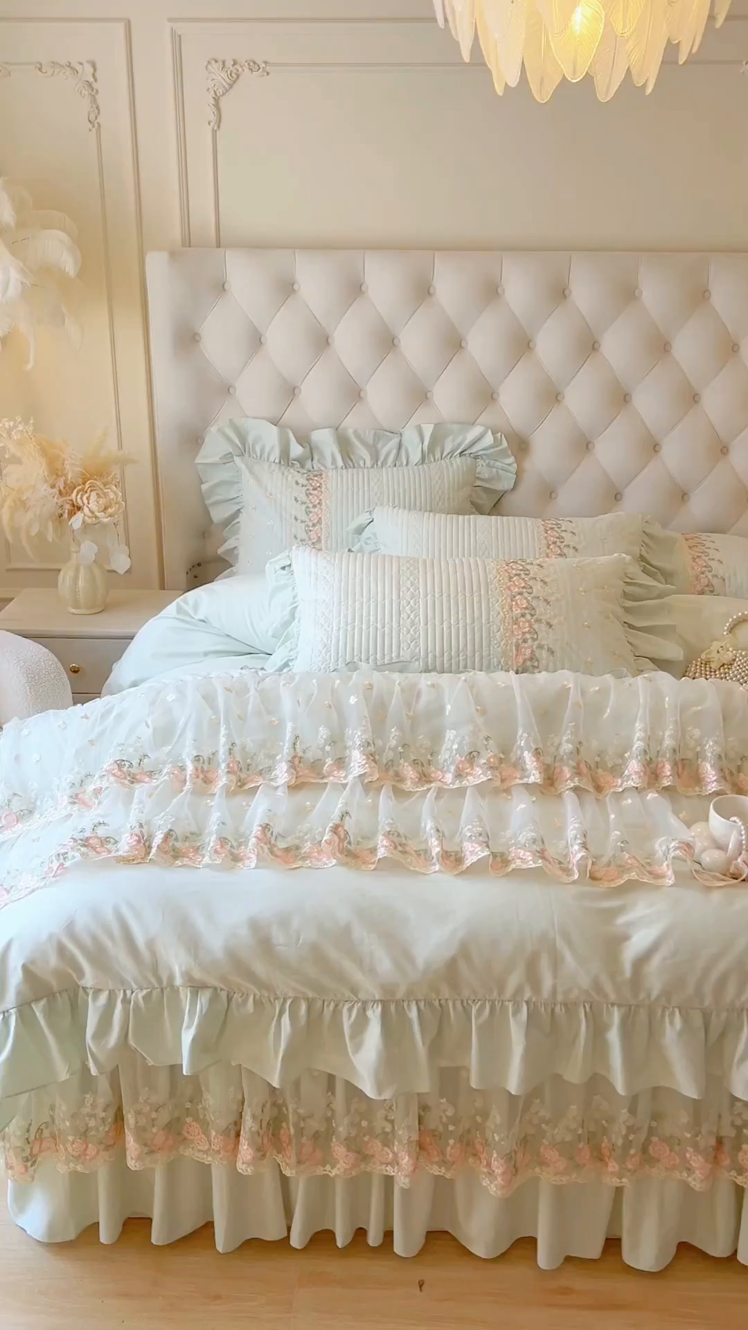 91家纺网 家纺一手货源 找家纺 瑞宝 2025新款全棉花边床裙四件套系列-落日甜茶（控价308起） 落日甜茶-青柠绿