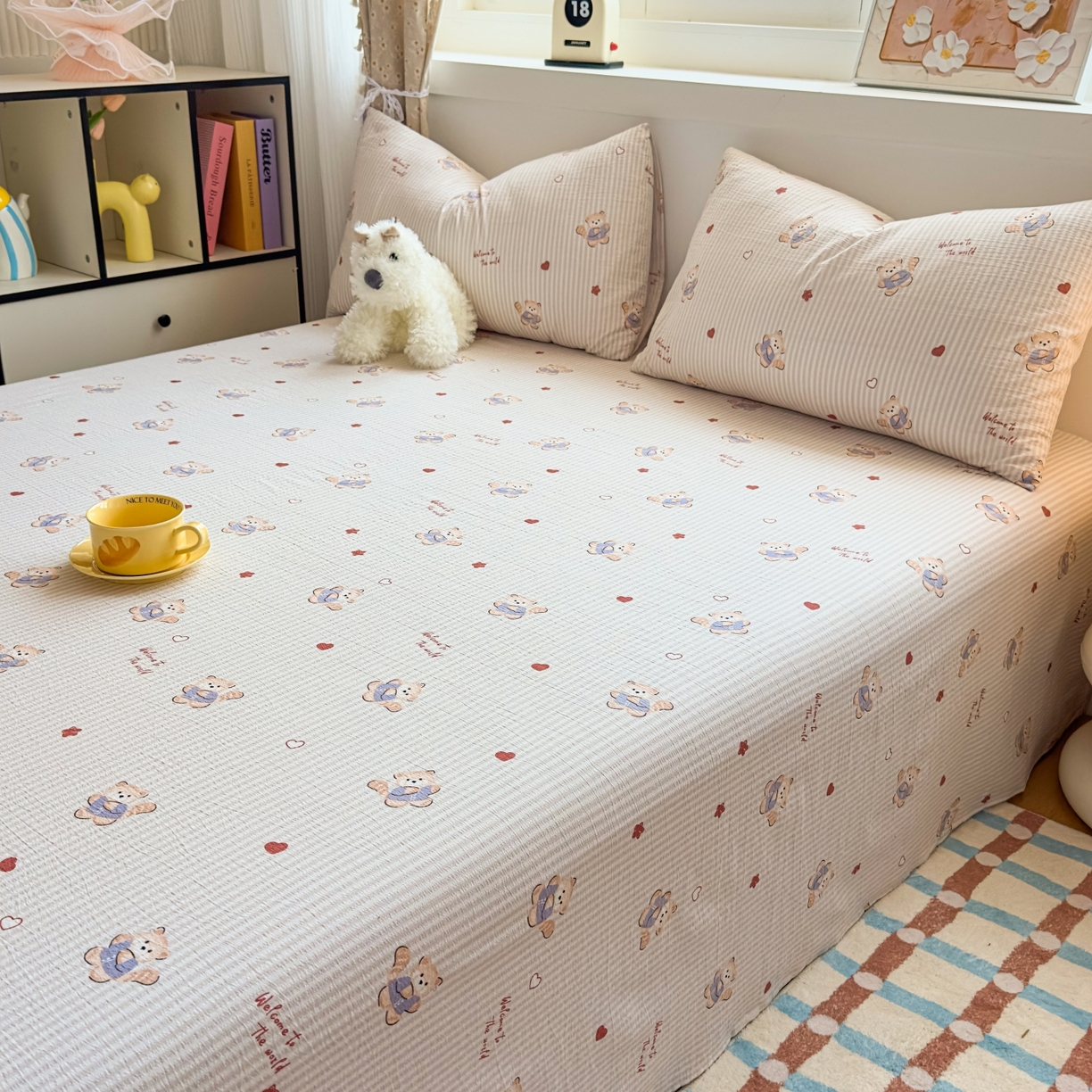 91家纺网 家纺一手货源 找家纺 麦乐迪 2025新款A类云感双层纱印花床单 棕熊条纹灰