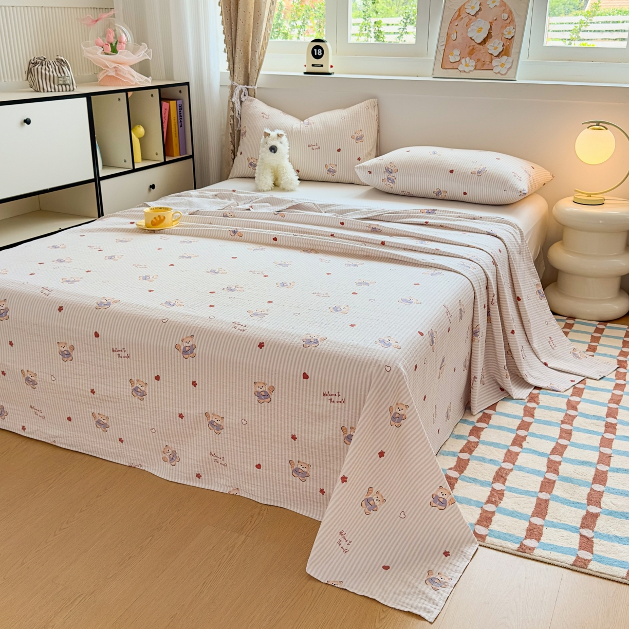 91家纺网 家纺一手货源 找家纺 麦乐迪 2025新款A类云感双层纱印花床单 棕熊条纹灰