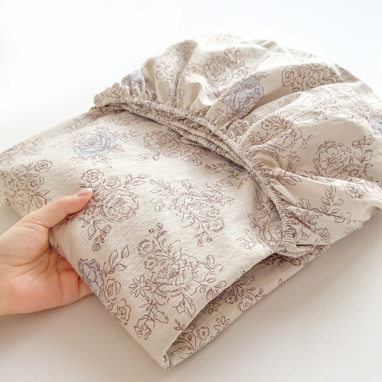 91家纺网 家纺一手货源 找家纺 （总）麦乐迪 2025新款A类云感双层纱印花床笠