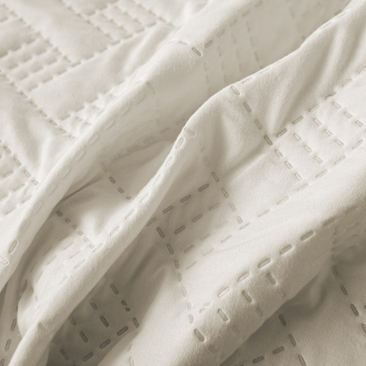 91家纺网 家纺一手货源 找家纺 飞翔家纺沙发套 2025新款乱纹加棉沙发套 米白色