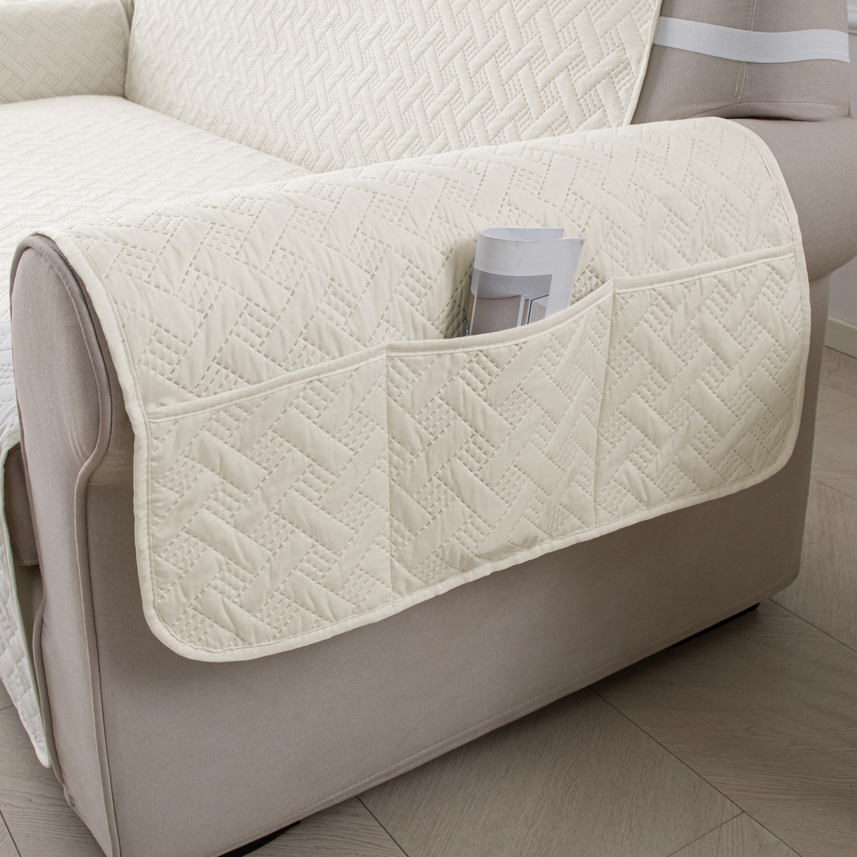 91家纺网 家纺一手货源 找家纺 飞翔家纺沙发套 2025新款乱纹加棉沙发套 米白色