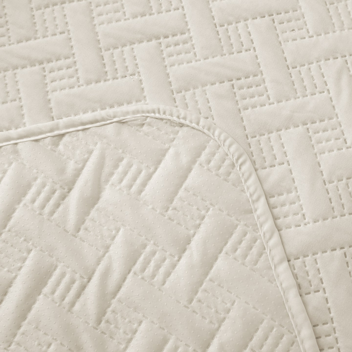 91家纺网 家纺一手货源 找家纺 飞翔家纺沙发套 2025新款乱纹加棉沙发套 米白色