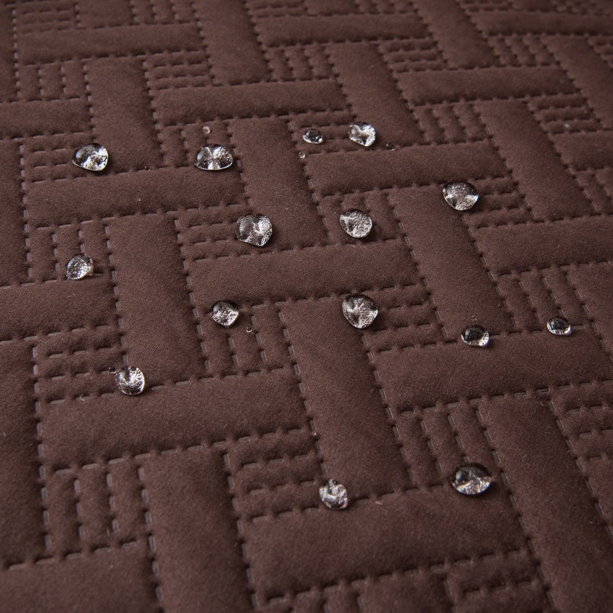 91家纺网 家纺一手货源 找家纺 飞翔家纺沙发套 2025新款乱纹加棉沙发套 咖啡色