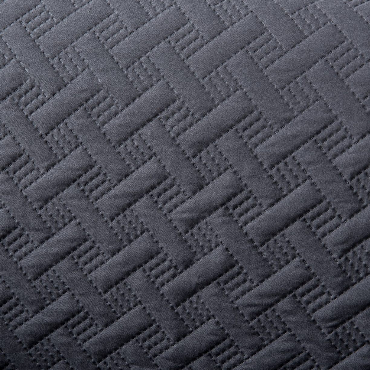 91家纺网 家纺一手货源 找家纺 飞翔家纺沙发套 2025新款乱纹加棉沙发套 中灰色