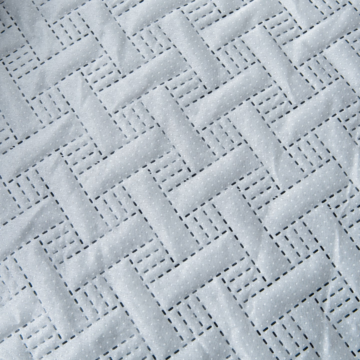 91家纺网 家纺一手货源 找家纺 飞翔家纺沙发套 2025新款乱纹加棉沙发套 中灰色