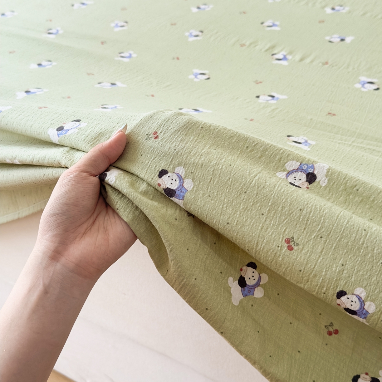 91家纺网 家纺一手货源 找家纺 麦乐迪 2025新款A类云感双层纱印花床单 青趣萌狗