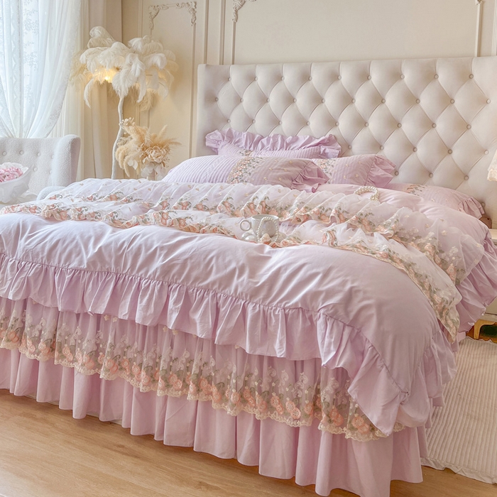 91家纺网 家纺一手货源 找家纺 瑞宝 2025新款全棉花边床裙三件套系列-落日甜茶 落日甜茶-甜紫