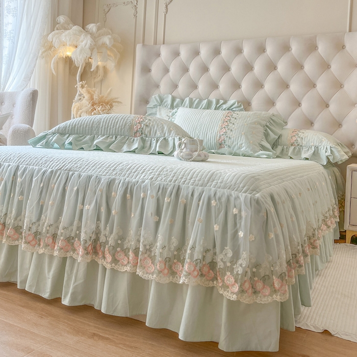 91家纺网 家纺一手货源 找家纺 瑞宝 2025新款全棉花边床裙三件套系列-落日甜茶 落日甜茶-青柠绿