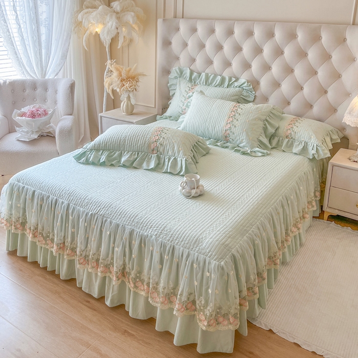 91家纺网 家纺一手货源 找家纺 瑞宝 2025新款全棉花边床裙三件套系列-落日甜茶 落日甜茶-青柠绿