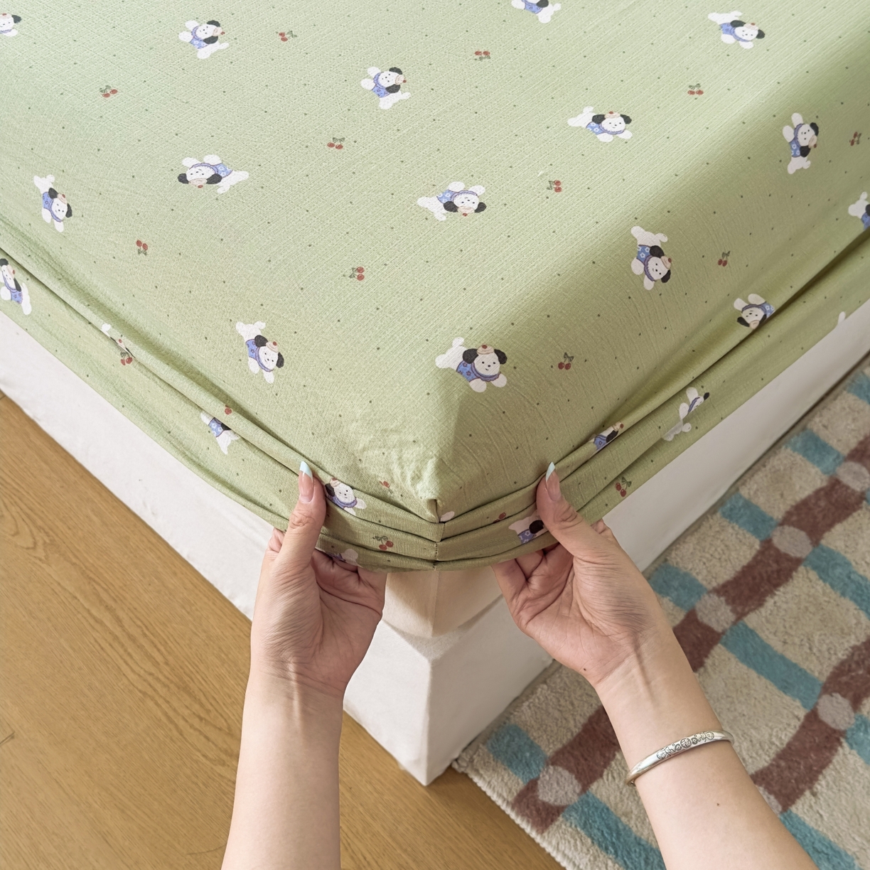 91家纺网 家纺一手货源 找家纺 麦乐迪 2025新款A类云感双层纱印花床笠 青趣萌狗