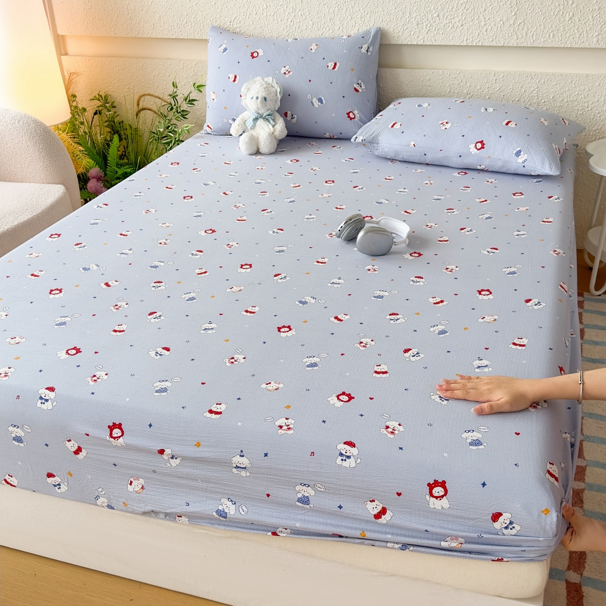 91家纺网 家纺一手货源 找家纺 麦乐迪 2025新款A类云感双层纱印花床笠 湛蓝萌犬