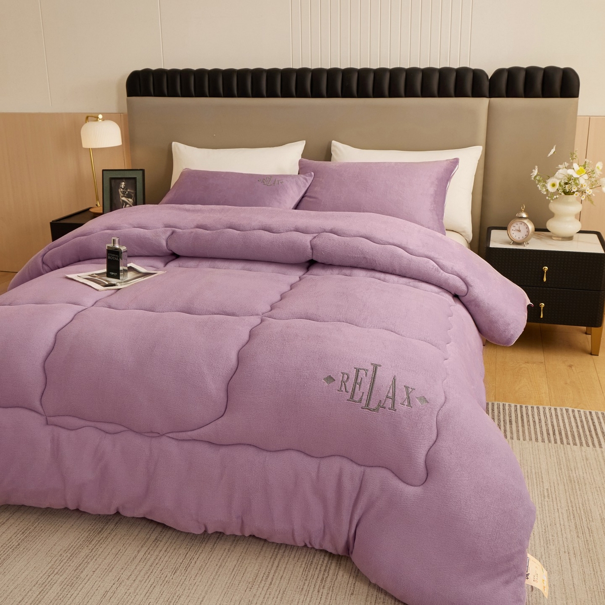 91家纺网 家纺一手货源 找家纺 百花王 2025新款牛奶绒刺绣款冬被被子被芯 紫色