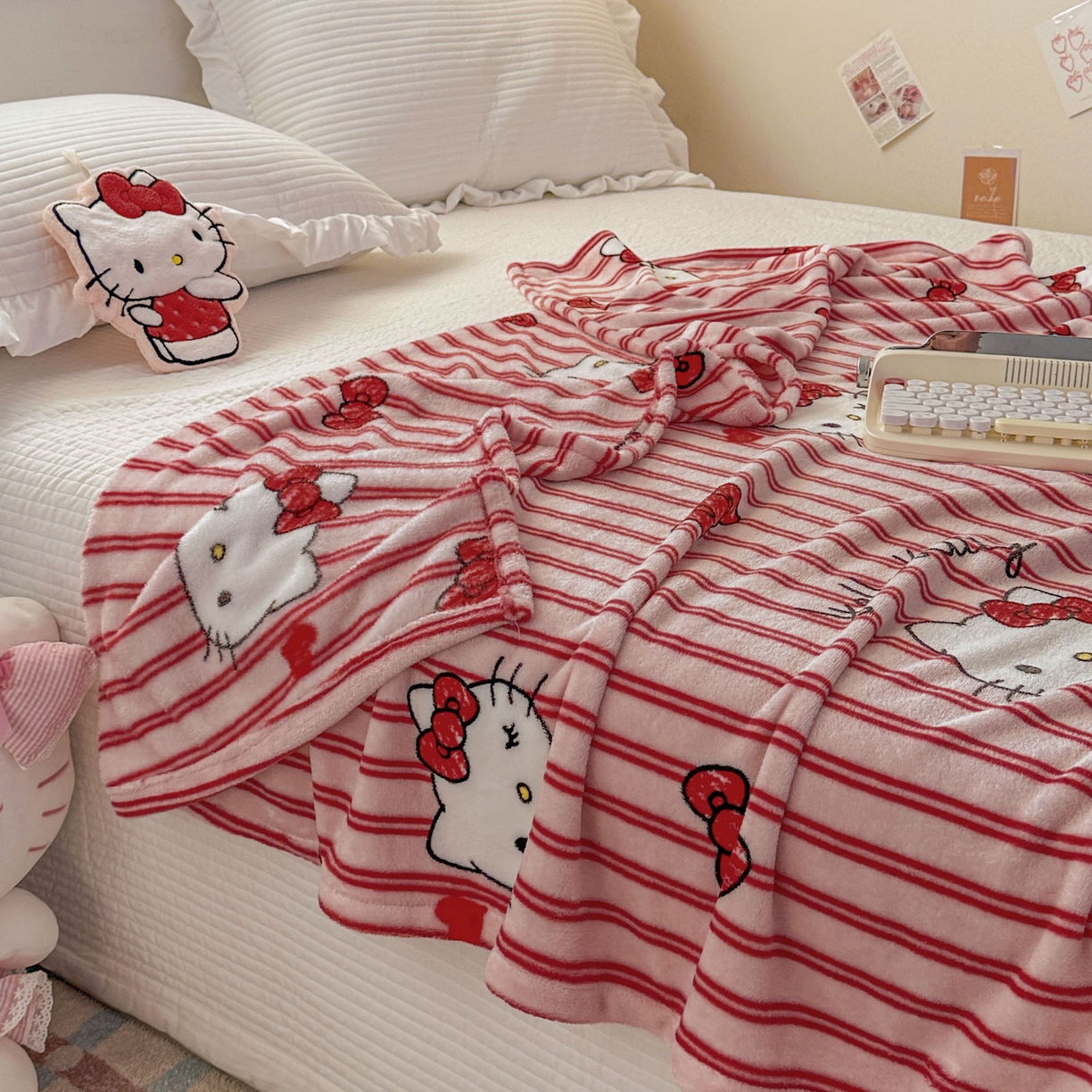 91家纺网 家纺一手货源 找家纺 花满路 2025新款亲肤舒适卡通系列毛毯 线条kitty