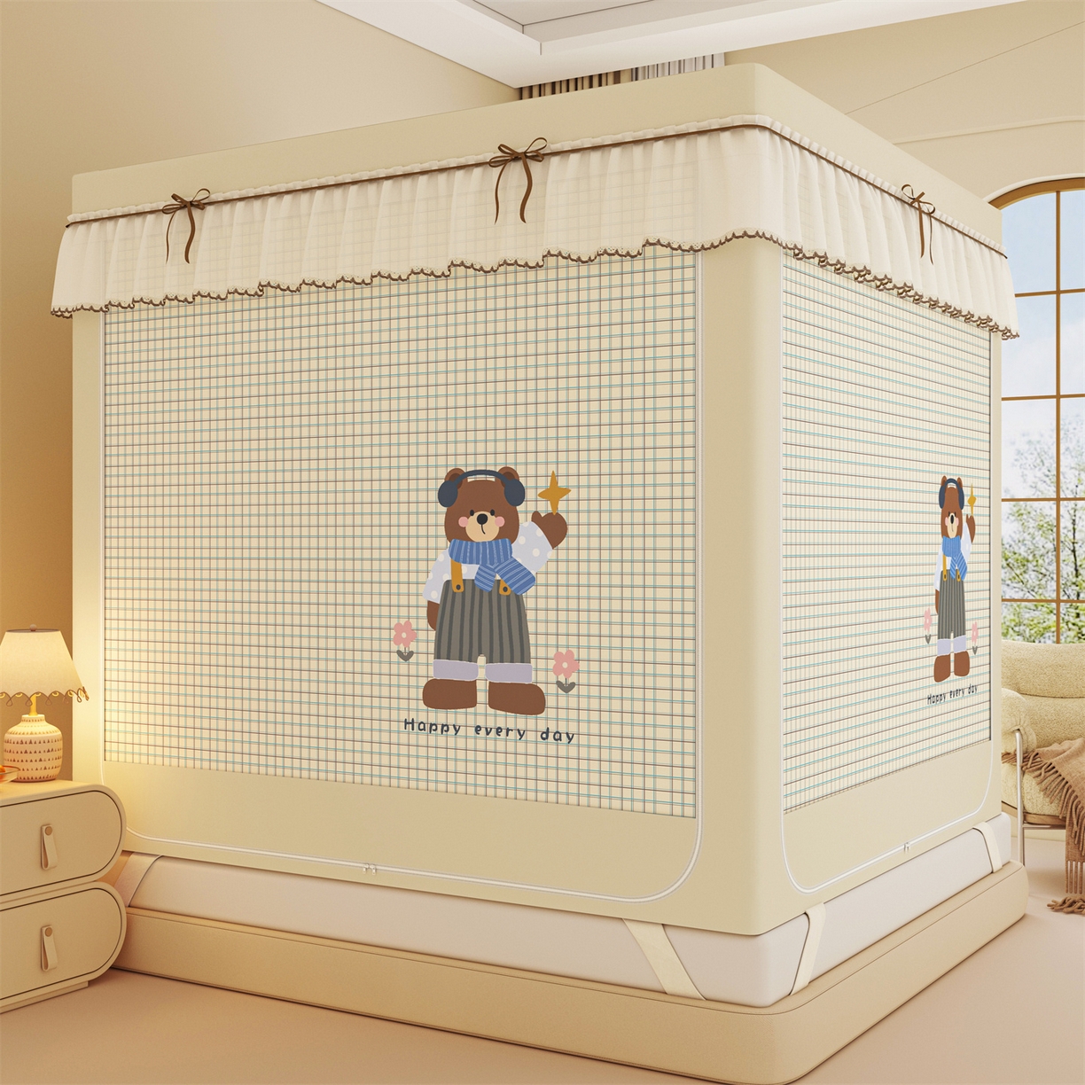 91家纺网 家纺一手货源 找家纺 艾晶美家纺有限公司 2025新款大版花卡通家用坐式遮光床帘蚊帐 欢乐熊