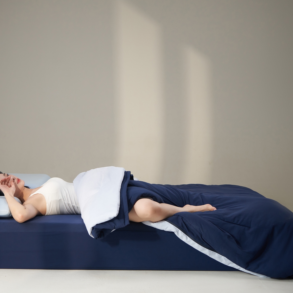 91家纺网 家纺一手货源 找家纺 星巴k家纺 2025新款子母被冬被深睡控温被·Pro2.0某朵同款控温深睡被被子被芯 深睡蓝