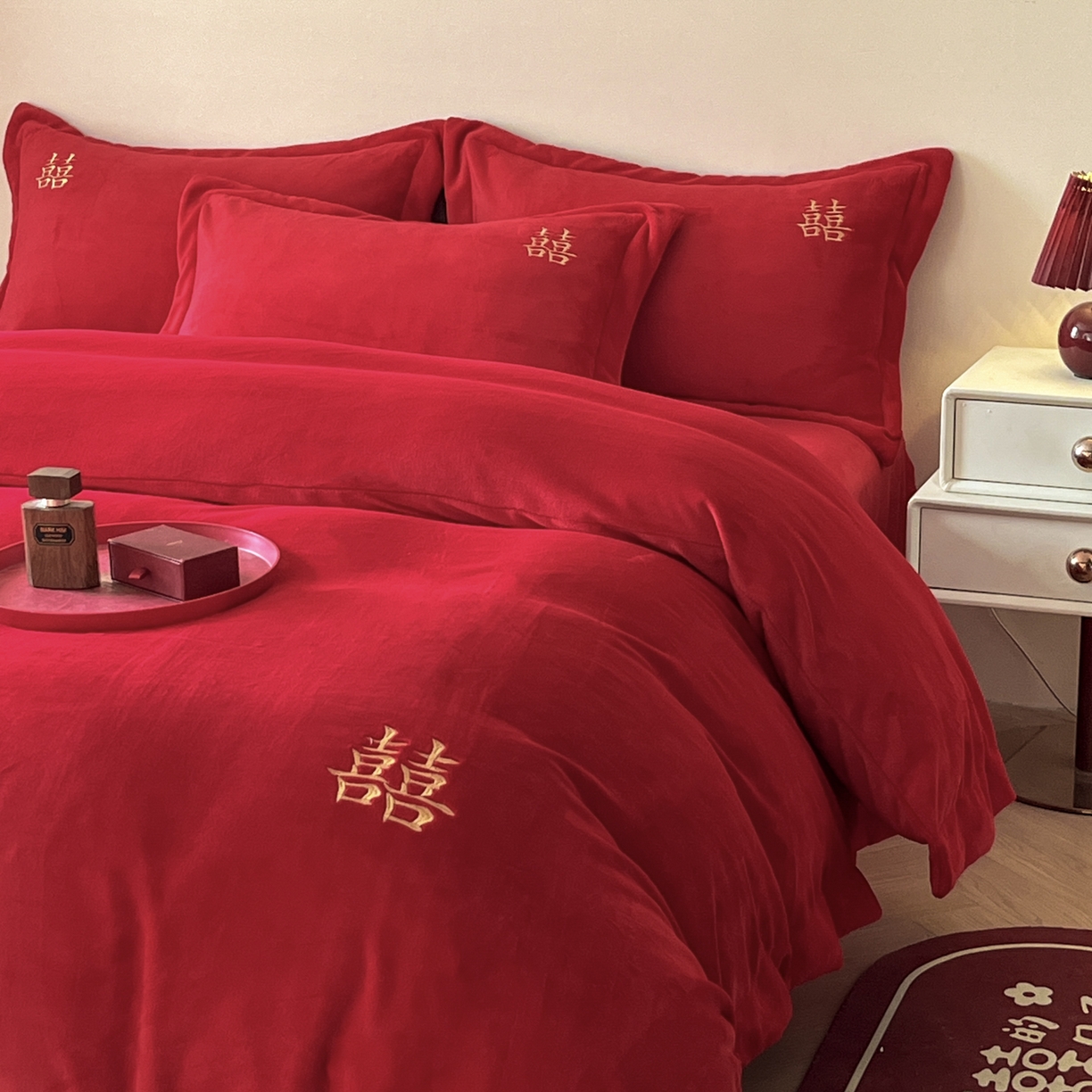 91家纺网 家纺一手货源 找家纺 （总）欧乐蒂 2025新款婚庆款牛奶绒刺绣系列四件套-唯一